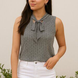 Banana Republic Size M Sleeveless tie front blouse officechic girlhoodcore